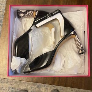 COPY - VINCE CAMUTO MADILIN ANKLE-STRAP SANDAL.